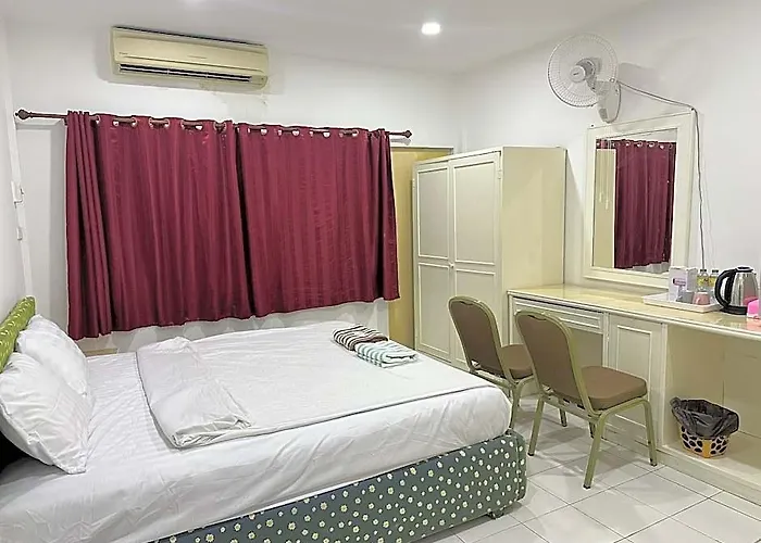 酒店 Paradise In